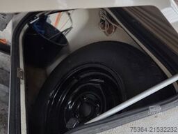 KIP Kompakt KK 400 EK Wohnwagen Hubdach Küche