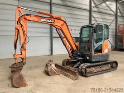 Doosan DX 60 R