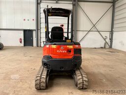 Kubota U 27-4