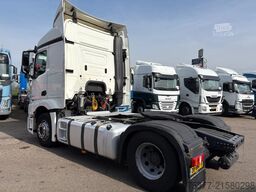 Mercedes-Benz Actros 1840 , low milleage 70 % good tyres, MOT...