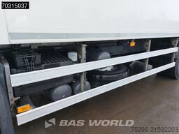 Volvo FM 330 FM 6X2 Full Air Lift+steering axle 2000k...