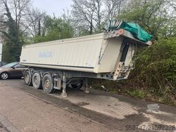 Schmitz Cargobull Gotha SKI 24