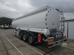 MAGYAR FUEL 8 COMP