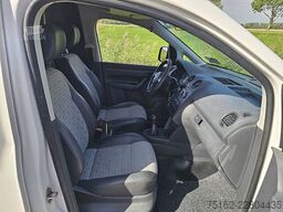 VW CADDY 1.6