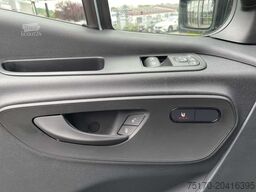 MERCEDES-BENZ Sprinter 319 CDI 4x4 DoKa Klima Stdheiz AHK LED