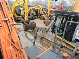 DOOSAN DX225
