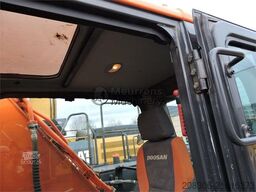 DOOSAN DX225