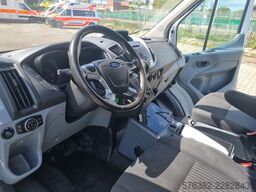 Ford Transit Rettungswagen Krankenwagen LTW
