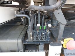 Iveco Stralis 330 Stralis 6X2 CNG ENGINE RHD NL-Truck...