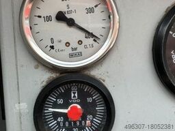 MAN TGS 35.400 8x4-4 BL / Flensburger FFG Saugwagen