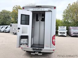 RENAULT Master Roelofsen Parados Sport