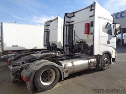 IVECO S-WAY AS440S46T//P LNG