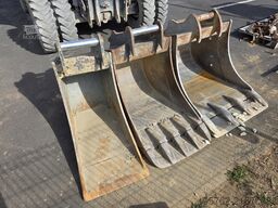 DOOSAN DX165W-5