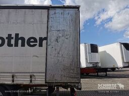 Schwarzmüller Curtainsider Mega