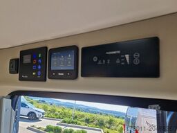 PÖSSL Summit Shine 600 L 25er Automat Solar+Markise