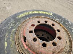 PIRELLI FR 12  825/R 15 | LOWLOADER TIRES.
