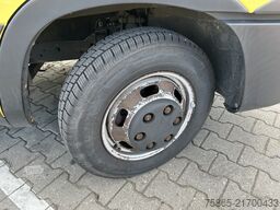 Iveco Daily 40C17 3.0 Hi Matic / BE Trekker / 296 dkm...