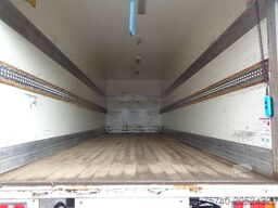 Mercedes-Benz AXOR 1823 + Dhollandia Lift