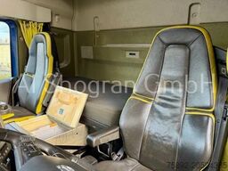 Volvo FH 16.750 8x2 / Loglift BF118S / Eu6