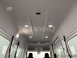 VOLKSWAGEN Crafter 35 *ROLLSTUHL-LIFT* KAMERA+STNADHEIZ 200