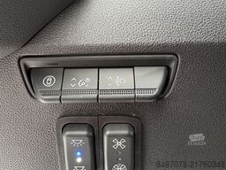 Renault Master AKX 5-Sitzer Automatik