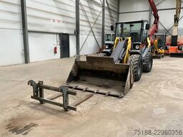 Mecalac AX 850