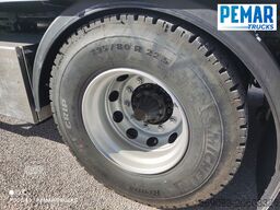 SCANIA P 450 6X2 CAJA CERRADA