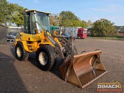 Volvo L30B Snelwissel - Klapbak - Lepels