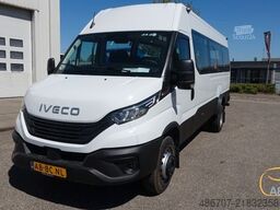 IVECO NEU Daily 65C18 24 Sitze
