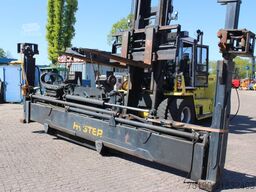 Hyster 20/40 ft spreader