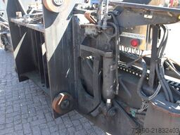Hyster 20/40 ft spreader