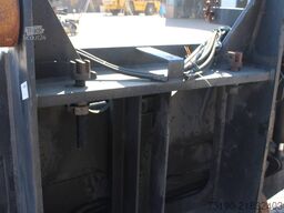 Hyster 20/40 ft spreader