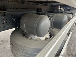Mercedes-Benz Antos 1827, Euro 6, Schiebeplanen-LKW