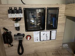 Eura Mobil Profila T676EB, Autark, top Ausstattung
