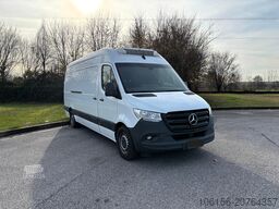 Mercedes-Benz Sprinter 316