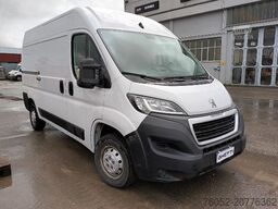 Peugeot Boxer 330