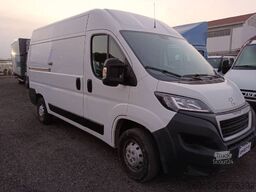 Peugeot Boxer 330