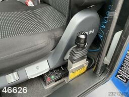 Man TGS 18.360 4x4 Euro 6 HMF 12 Tonmeter laadkraan