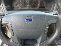 VOLVO V70 D5 AWD Allrad Leder elektrSitze Klima TÜV26
