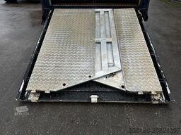 MERCEDES-BENZ Atego 1222L 4x2 BL 1.Stock Menke Viehwagen