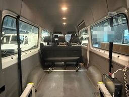 VOLKSWAGEN Crafter L2H2 Klima 8 Sitze + Rollstuhl AMF Bruns