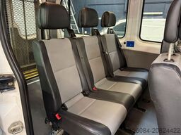 VOLKSWAGEN Crafter L2H2 Klima 8 Sitze + Rollstuhl AMF Bruns
