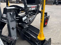 BOBCAT T 76 mit Grader 96