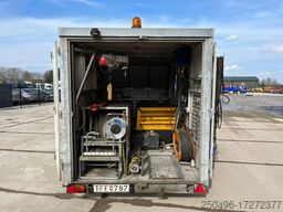 Reko 2000 TD WORKSHOP ON WHEELS
