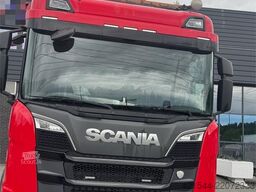 Scania R580 8x4 Tipper Truck – Only 250,000 km! WATCH VID
