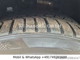 TESLA Model 3 Long Range Dual Motor AWD *8-Fachbereift