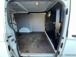 FORD 300 L1, Standheizung, Auto., Kamera, Sitzheiz