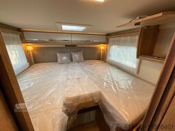 EURA MOBIL INTEGRA LINE IL 720 EF, SAT-Anlage+TV, Dachklima