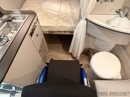 Bürstner Lineo C 550 barrierefrei mit Kassettenlift