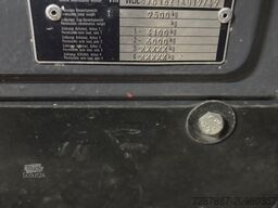 Mercedes Benz 917 AF 4x4